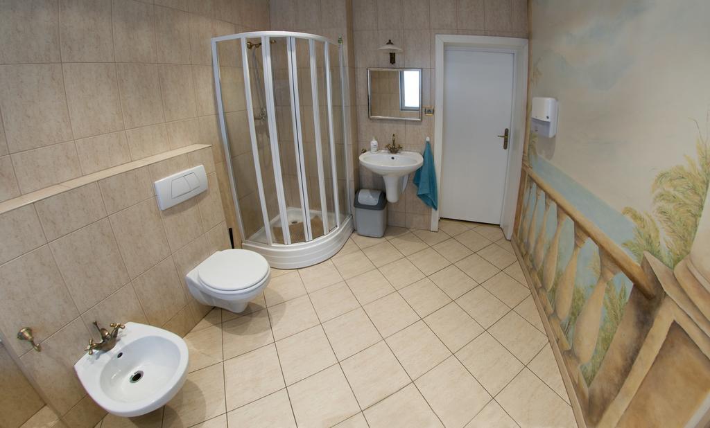 Wilanowska Hostel Warsawa Bagian luar foto
