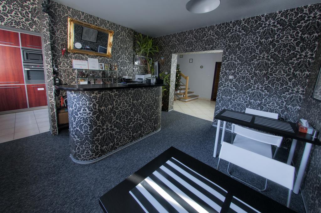 Wilanowska Hostel Warsawa Bagian luar foto