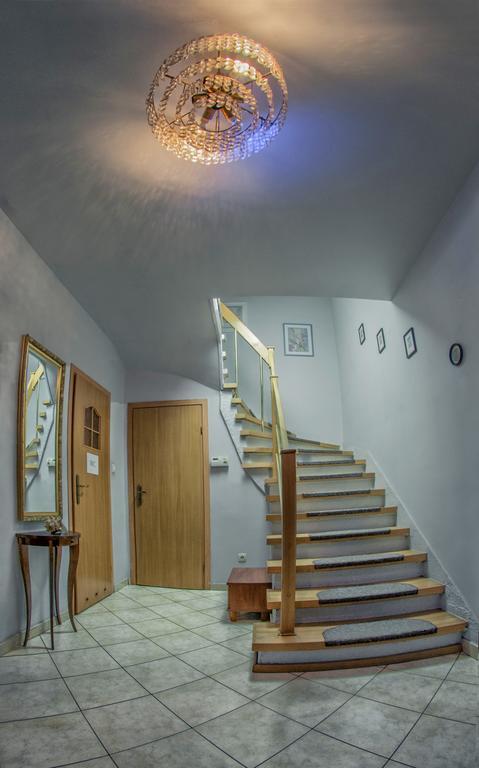 Wilanowska Hostel Warsawa Bagian luar foto